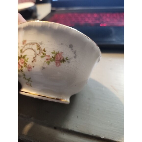 Vintage Pope-Gosser China Tea Cup – Floral Gold Trim – Elegant Collectible - Picture 5 of 10